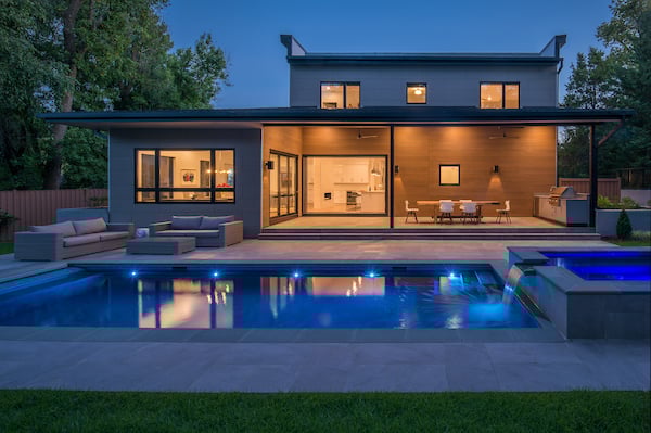 Modern Style Custom Home with Solar Panels by AV Architects and Builders in Arlington Virginia Northern Virginia Custom Home Builders