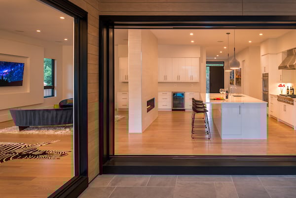 Modern Style Custom Home with Solar Panels by AV Architects and Builders in Arlington Virginia Northern Virginia Custom Home Builders