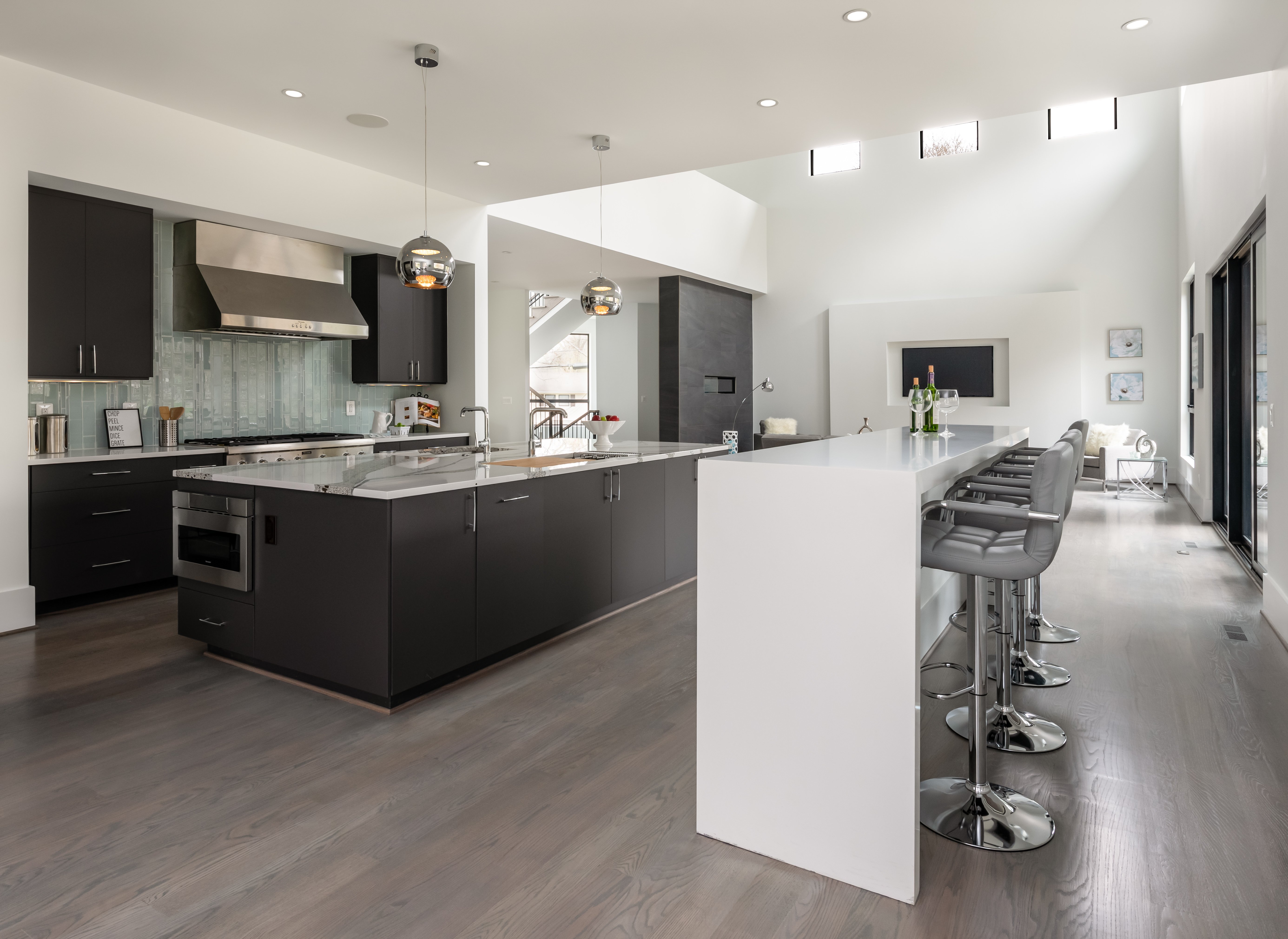 Modern Style High End Luxury Custom Home by Design Build Firm AV Architects and Builders in Great Falls Northern Virginia