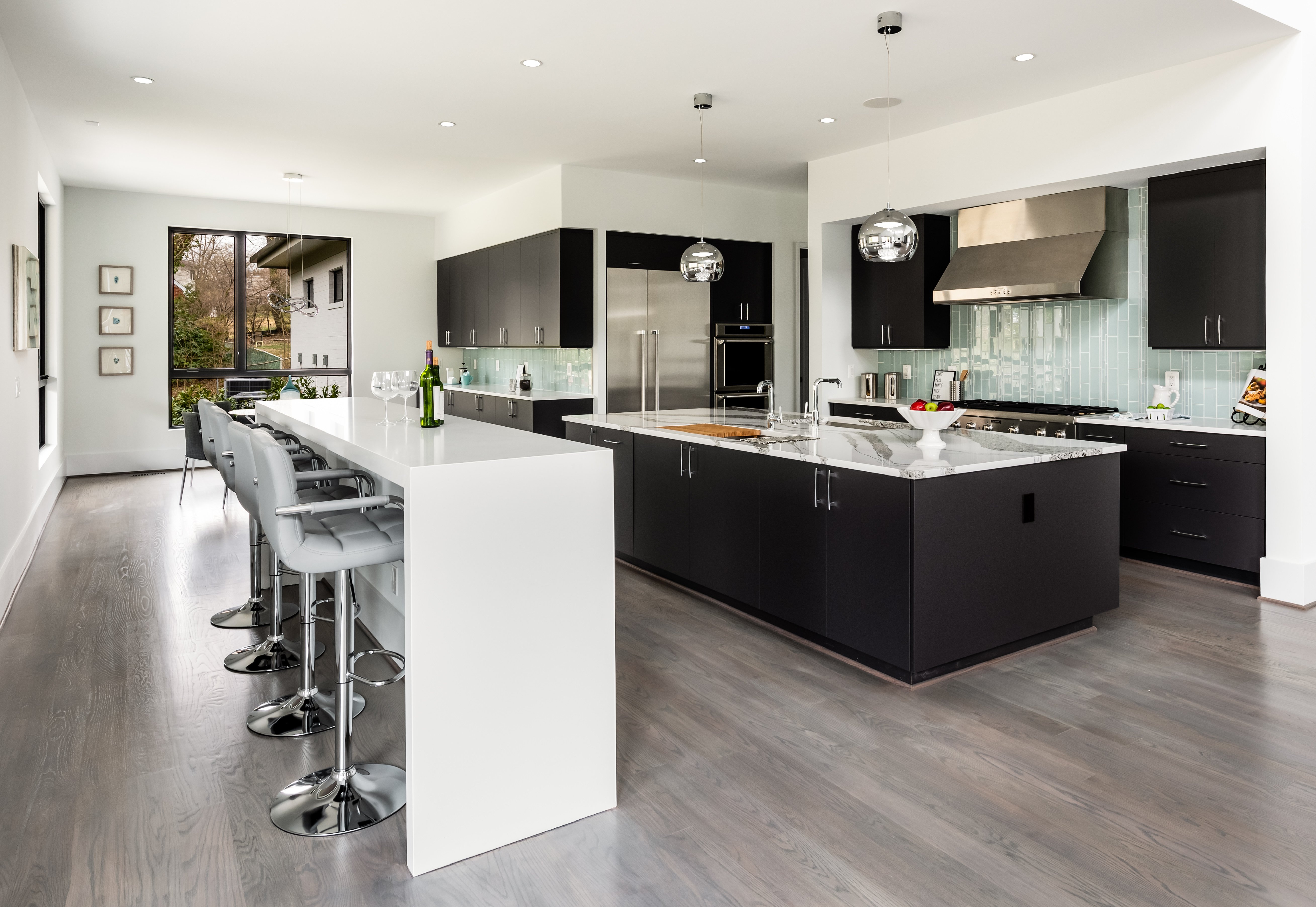 Modern Style High End Luxury Custom Home by Design Build Firm AV Architects and Builders in Great Falls Northern Virginia
