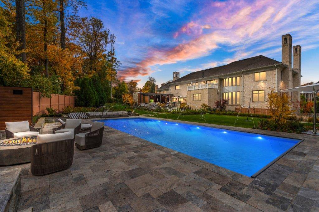 1039 Aziza court Luxury Home For Sale in Great Falls Virginia